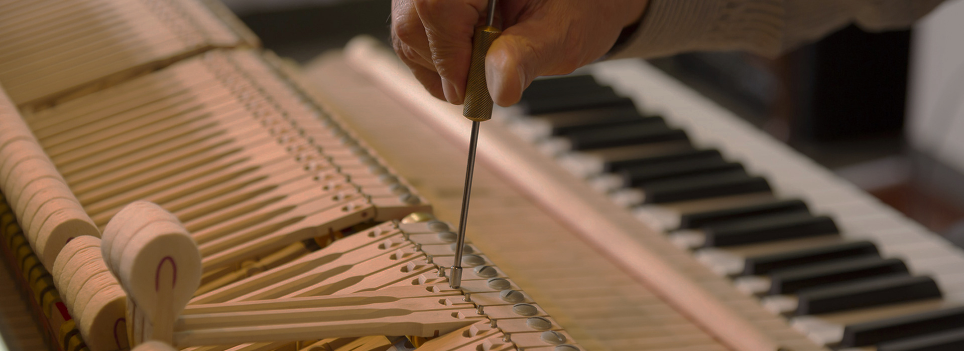 Ремонт музыкального инструмента